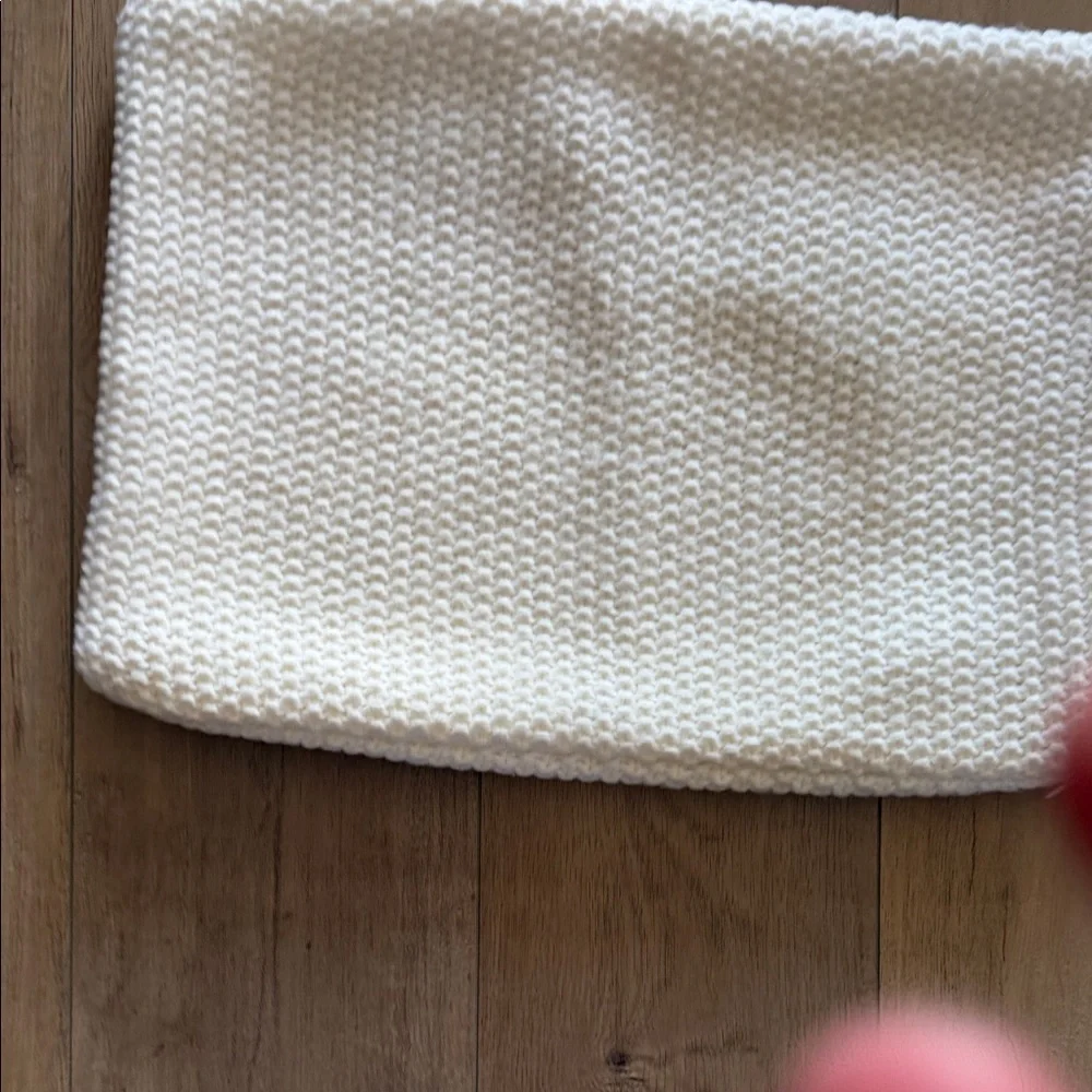 Pottery Barn White Knitted Pillow Cover with Red 'Love' Embroidery 20